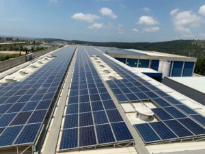 affitto tetti di centri di manutenzione per centrale fotovoltaica